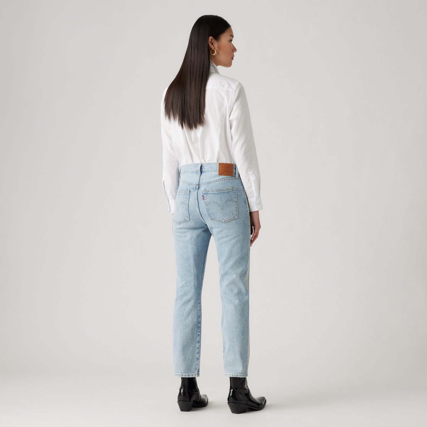 LEVI'S® WOMEN'S 501® ORIGINAL CROPPED JEANS - LIGHT INDIGO - FLAT FINISH