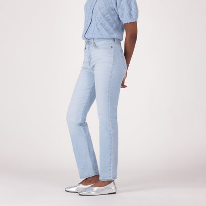 LEVI'S® WOMEN'S WEDGIE SLIM JEANS - LIGHT INDIGO - WORN IN