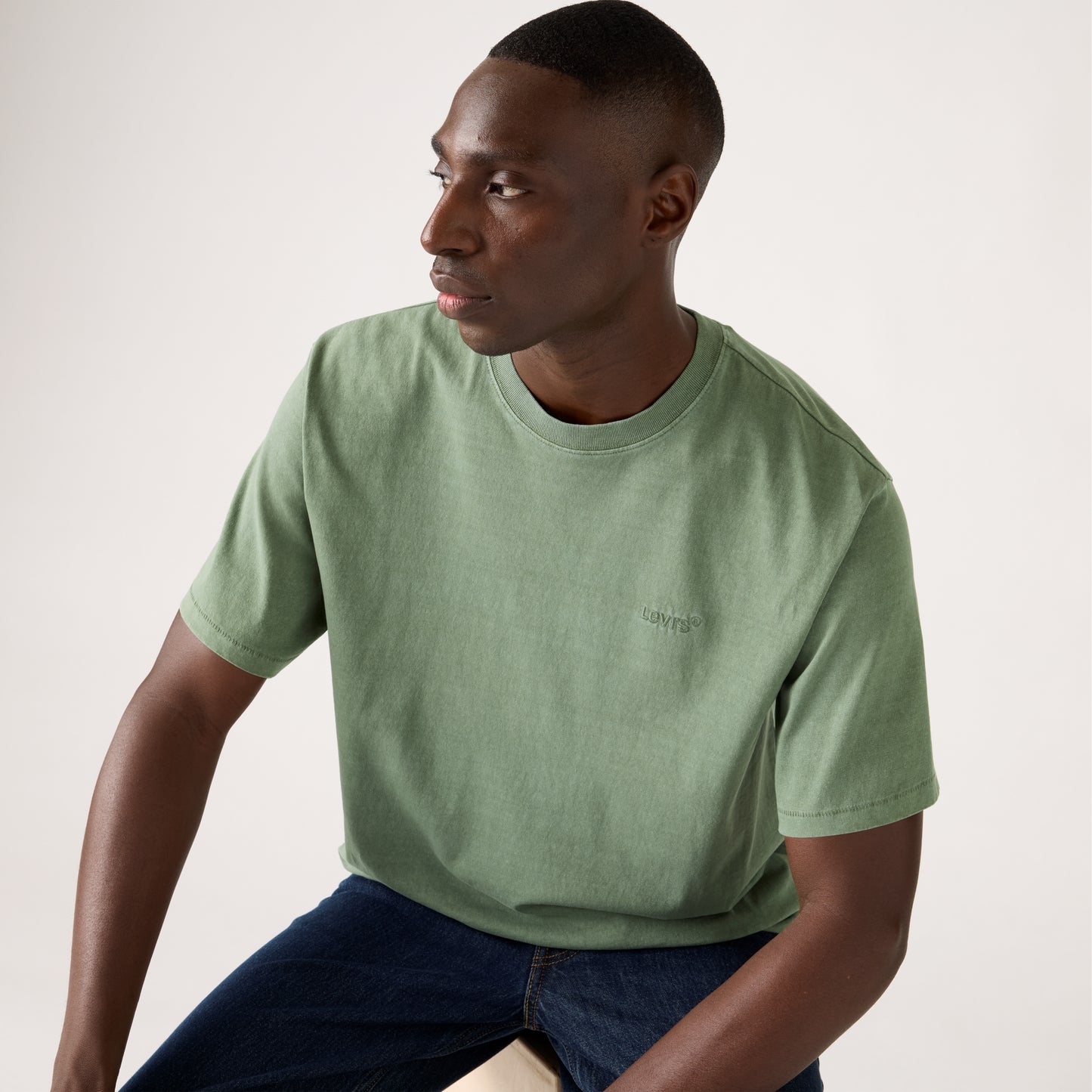 LEVI'S® MEN'S RED TAB VINTAGE T-SHIRT - MULTI COLOUR