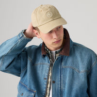 LEVI'S® MEN'S VARSITY BASEBALL CAP - TANS
