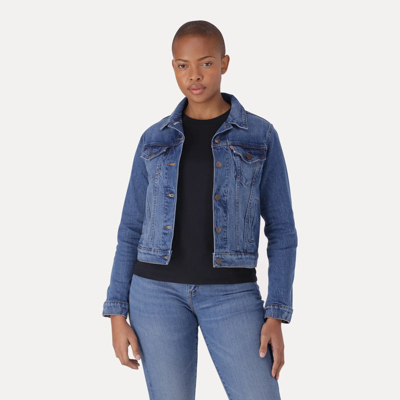 LEVI’S® WOMEN'S ORIGINAL TRUCKER JACKET - MED INDIGO - WORN IN