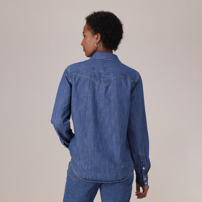 LEVI'S® WOMEN'S HERITAGE WESTERN DENIM SHIRT - MED INDIGO - WORN IN