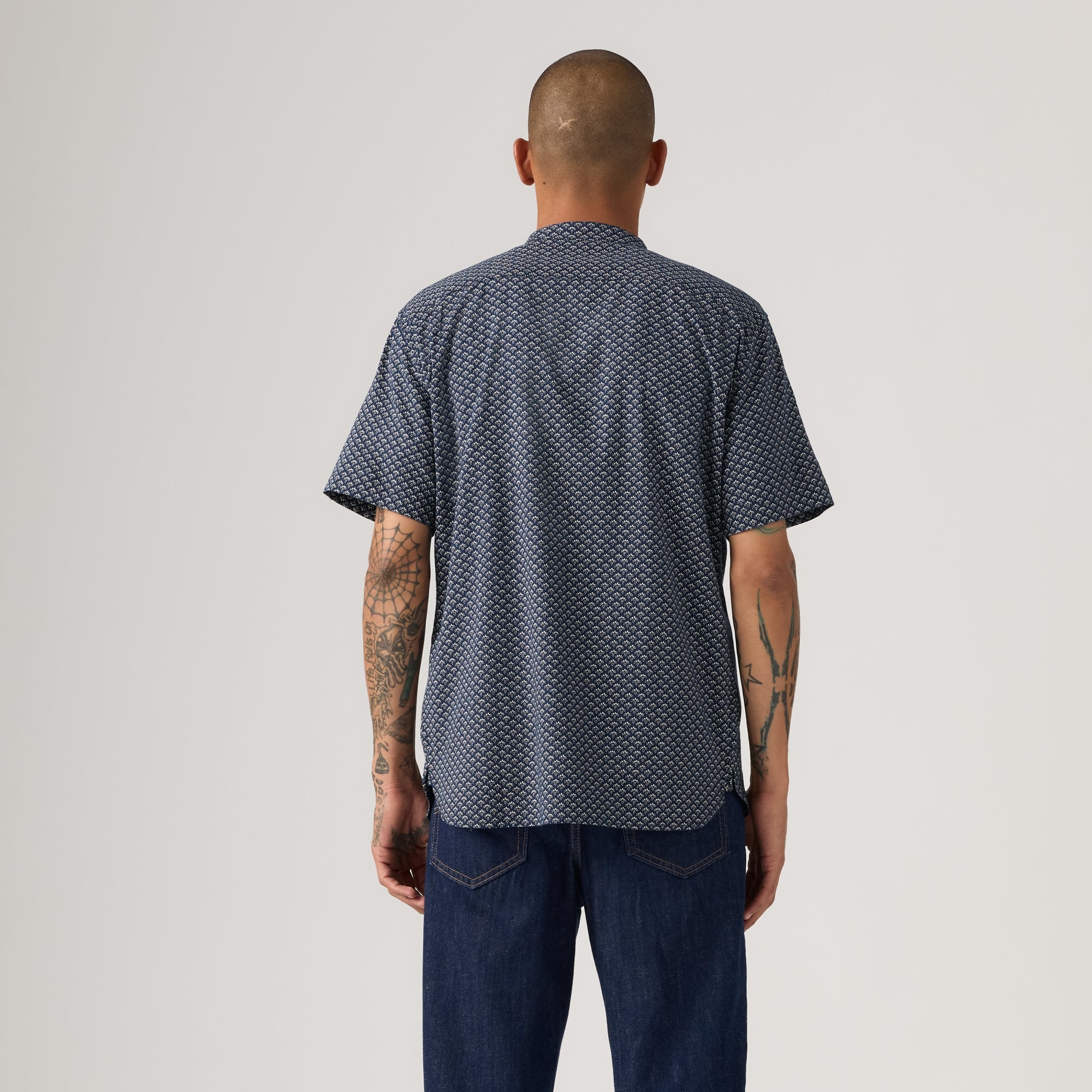LEVI'S® MEN'S LINEN BLEND SHORT-SLEEVE BANDED COLLAR SHIRT - MULTI COL
