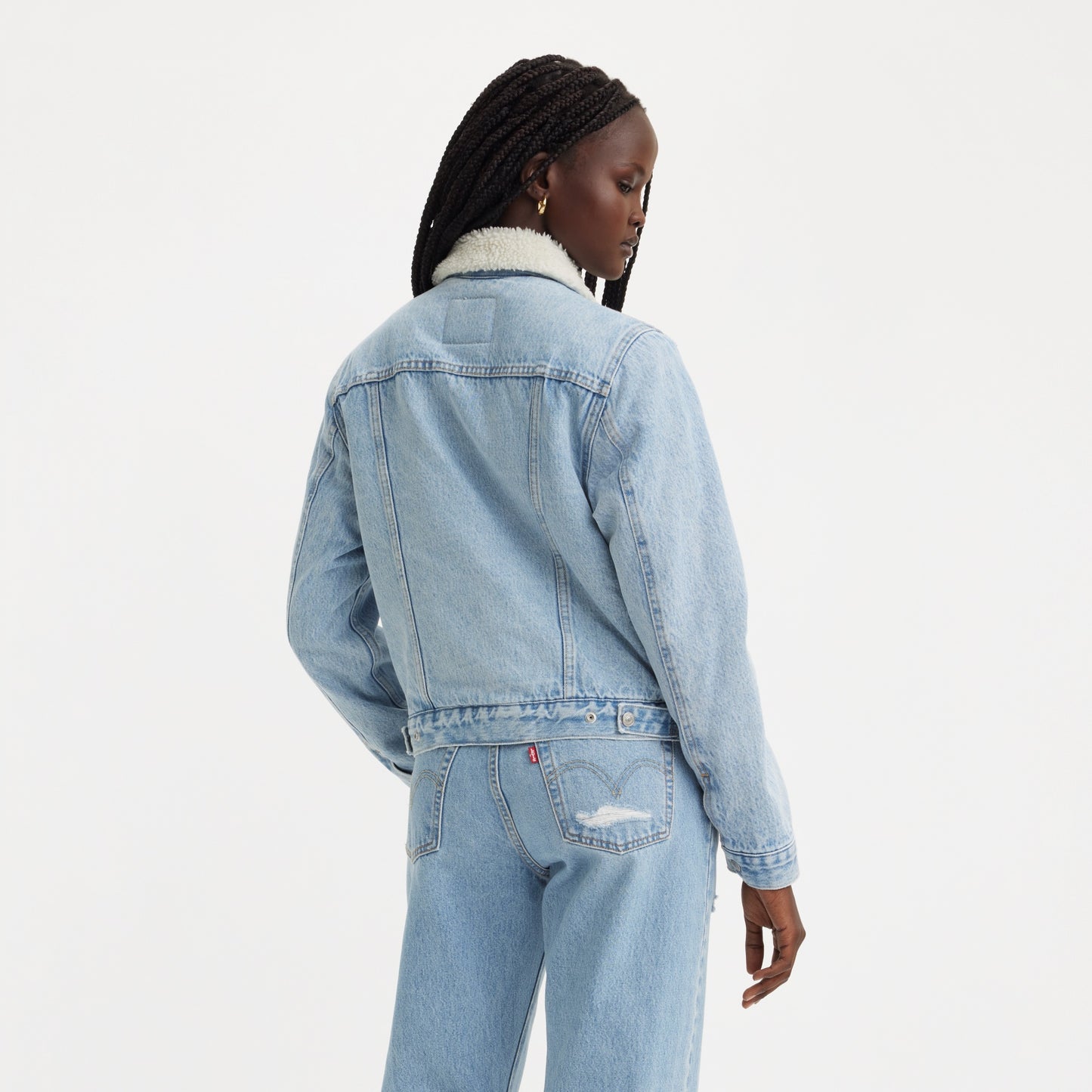 LEVI’S® WOMEN'S ORIGINAL SHERPA TRUCKER JACKET - MED INDIGO - WORN IN