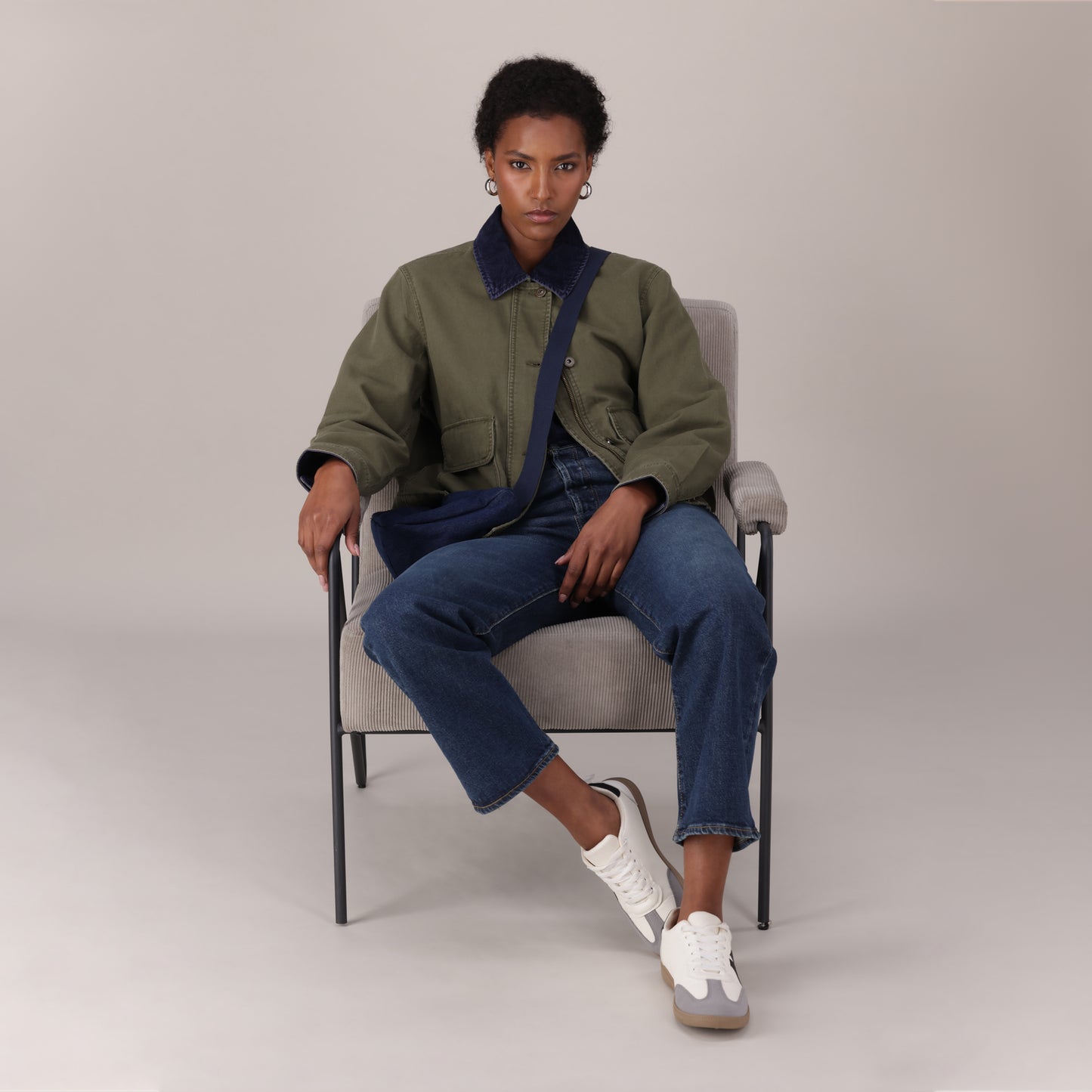 LEVI'S® WOMEN'S 501® ORIGINAL JEANS - MED INDIGO - WORN IN