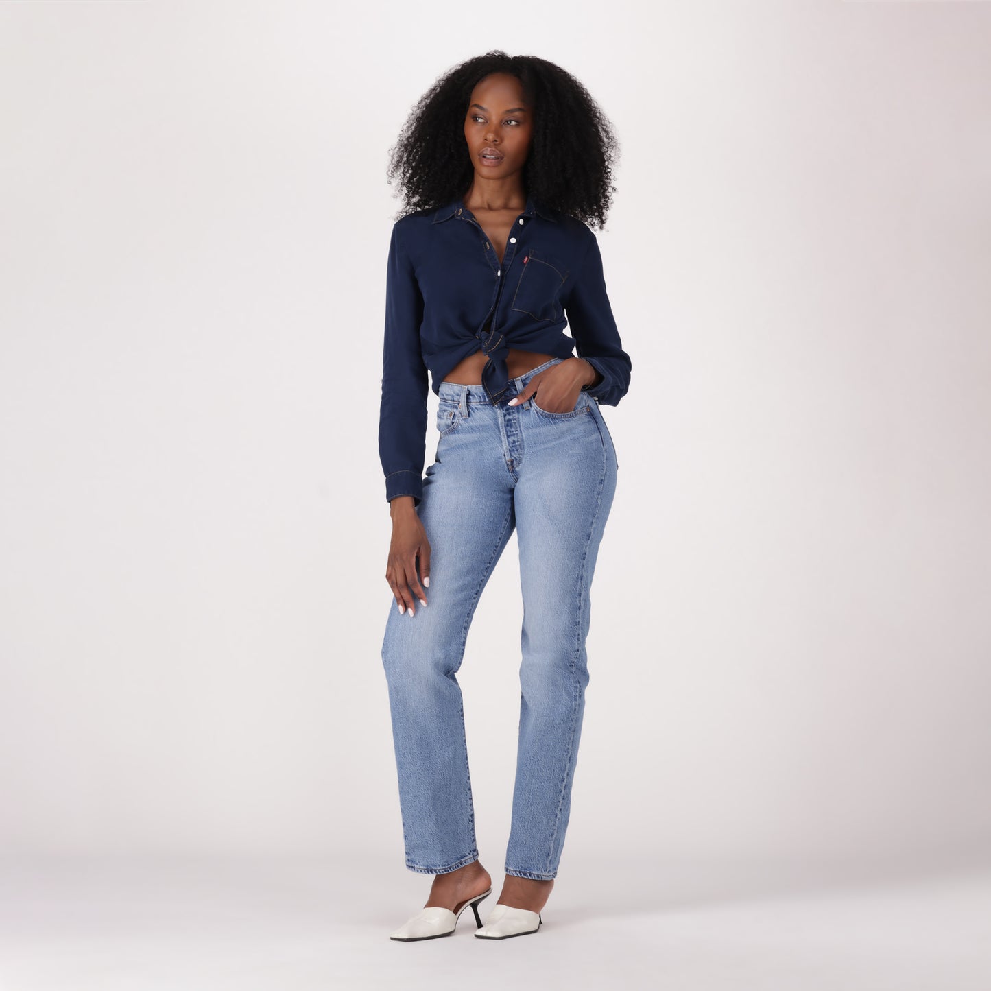 LEVI'S® WOMEN'S 501® CURVE JEANS - MED INDIGO - WORN IN