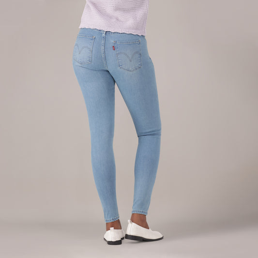Levi's® Women's Curvy Super Skinny - Light Indigo - Worn In