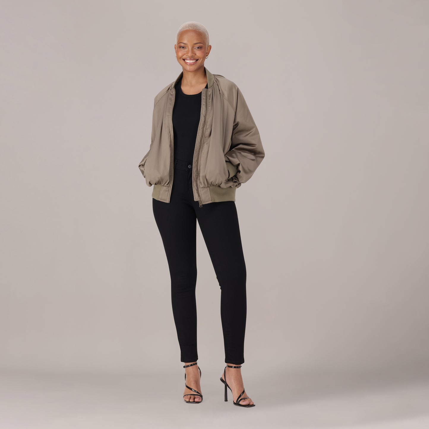 LEVI'S® WOMEN'S CURVY SKINNY  - BLACK