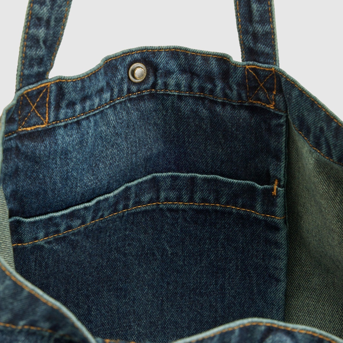 LEVI'S® WOMEN'S TOTE - DARK INDIGO - WORN IN