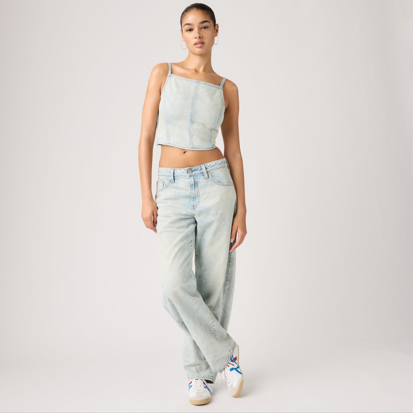 LEVI'S® WOMEN'S BAGGY DAD BARREL JEANS - MED INDIGO - WORN IN