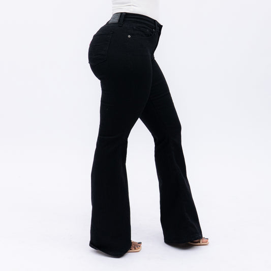 LEVI'S® WOMEN'S CURVY FLARE  - BLACK