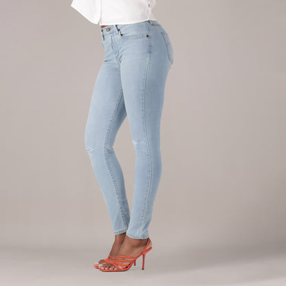 LEVI'S® WOMEN'S CURVY HIGH-RISE SUPER SKINNY  - MED INDIGO - WORN IN