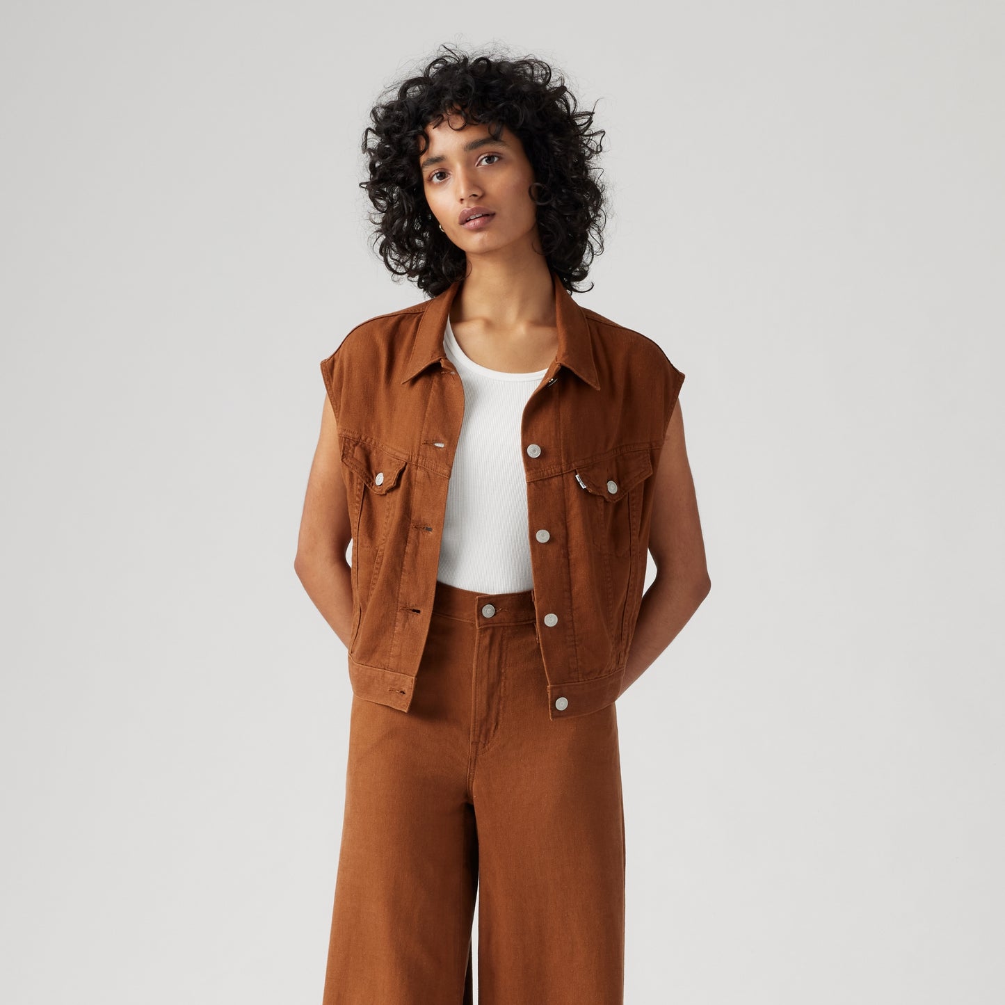 LEVI'S® WOMEN'S SHRUNKEN '90S VEST - NEUTRAL