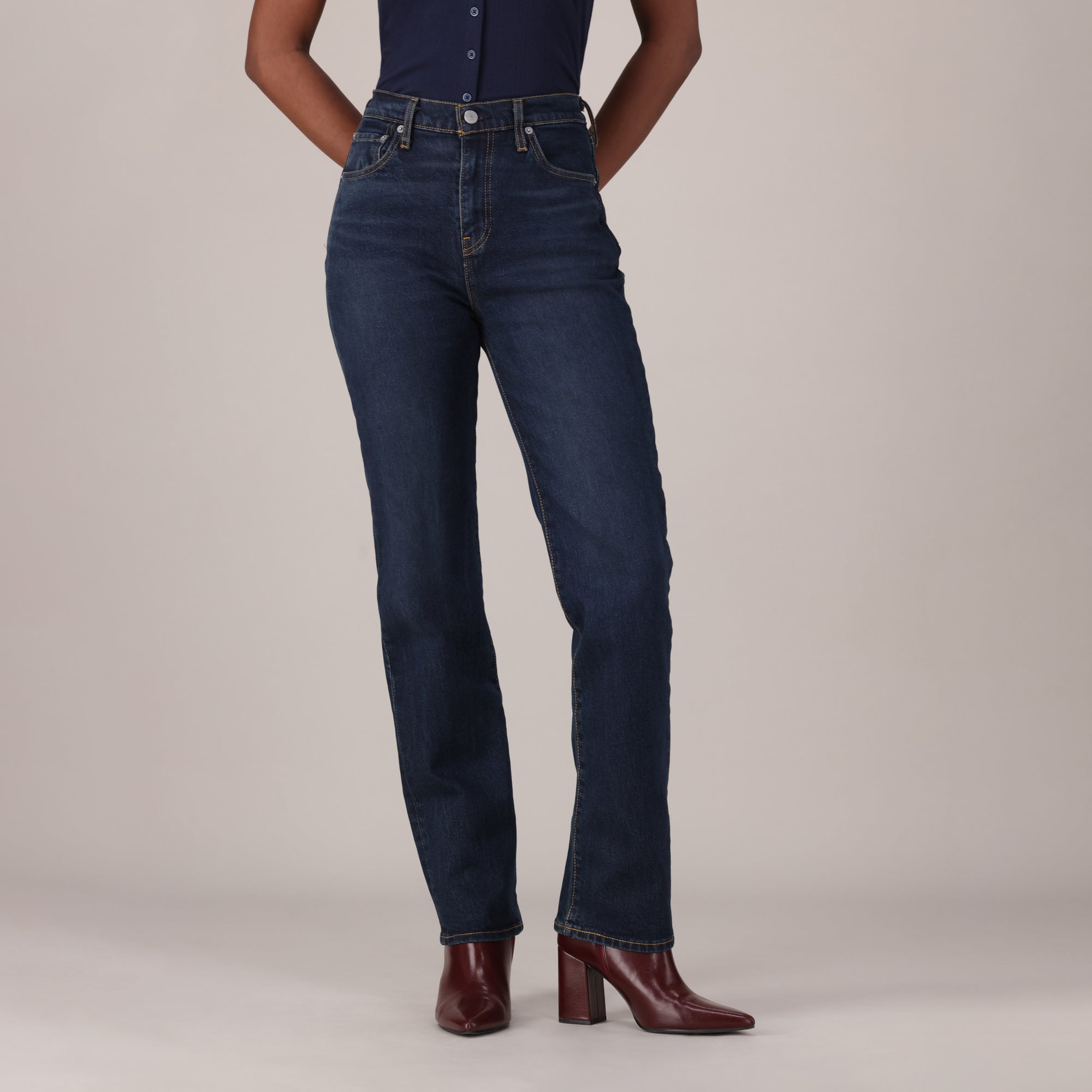LEVI'S® WOMEN'S RIBCAGE SLIM JEANS - MED INDIGO - WORN IN