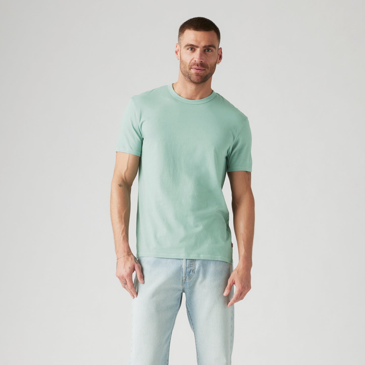 LEVI'S® MEN'S PREMIUM SLIM FIT T-SHIRT - BLUE