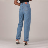 LEVI'S® WOMEN'S RIBCAGE STRAIGHT ANKLE JEANS - MED INDIGO - WORN IN