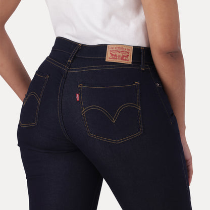 LEVI'S® CURVY FLARE - DARK INDIGO - FLAT FINISH