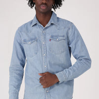 LEVI'S® MEN'S CLASSIC STANDARD FIT WESTERN SHIRT - MED INDIGO - FLAT FINISH