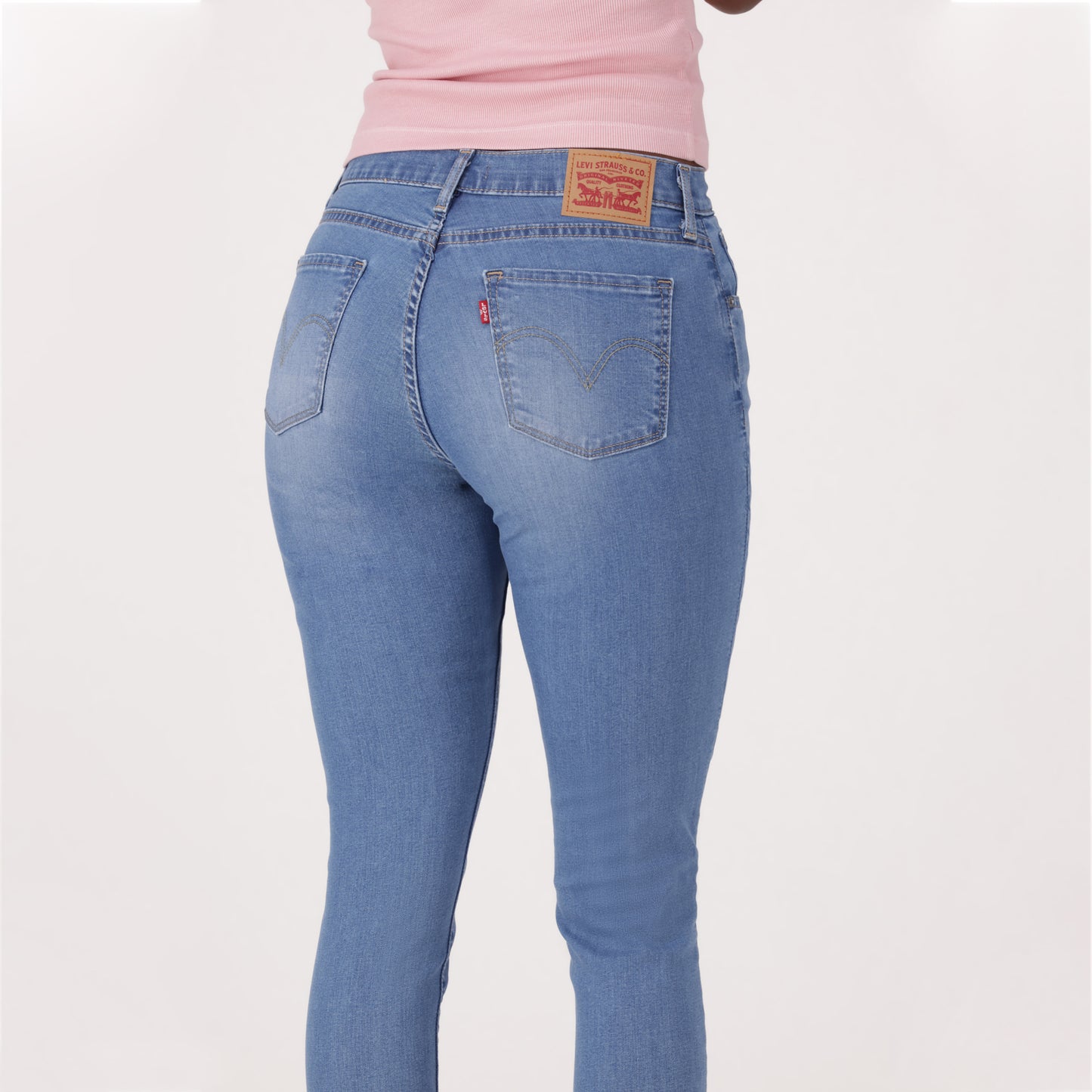 LEVI'S® WOMEN'S CURVY HIGH-RISE SUPER SKINNY  - MED INDIGO - WORN IN