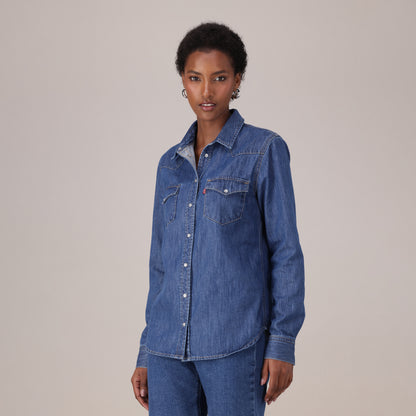 LEVI'S® WOMEN'S HERITAGE WESTERN DENIM SHIRT - MED INDIGO - WORN IN