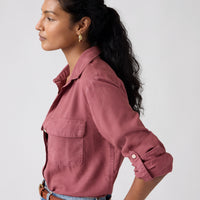 LEVI'S® WOMEN'S ELAINE UTILITY SHIRT - PINK