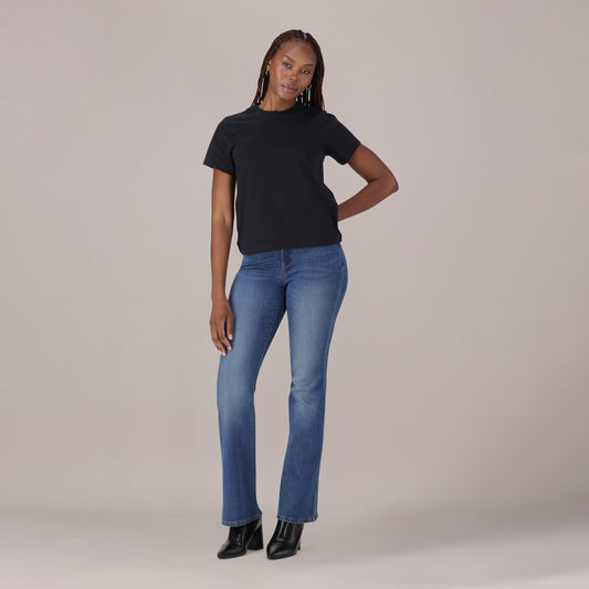 LEVI'S® WOMEN'S CURVY FLARE  - MED INDIGO - WORN IN