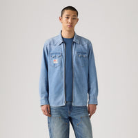 LEVI'S® X TOY STORY MEN'S WESTERN SHACKET - LIGHT INDIGO - WORN IN