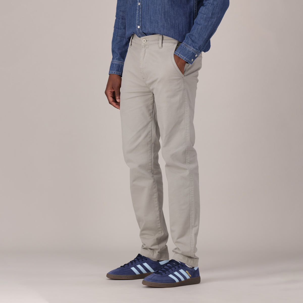 LEVI'S® MEN'S XX CHINO STANDARD TAPER  - GREY
