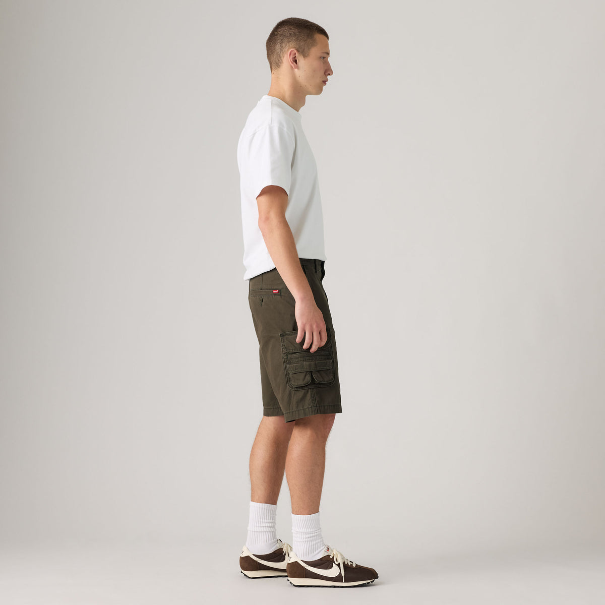 LEVI'S® MEN'S FISHING CARGO SHORTS - BROWN