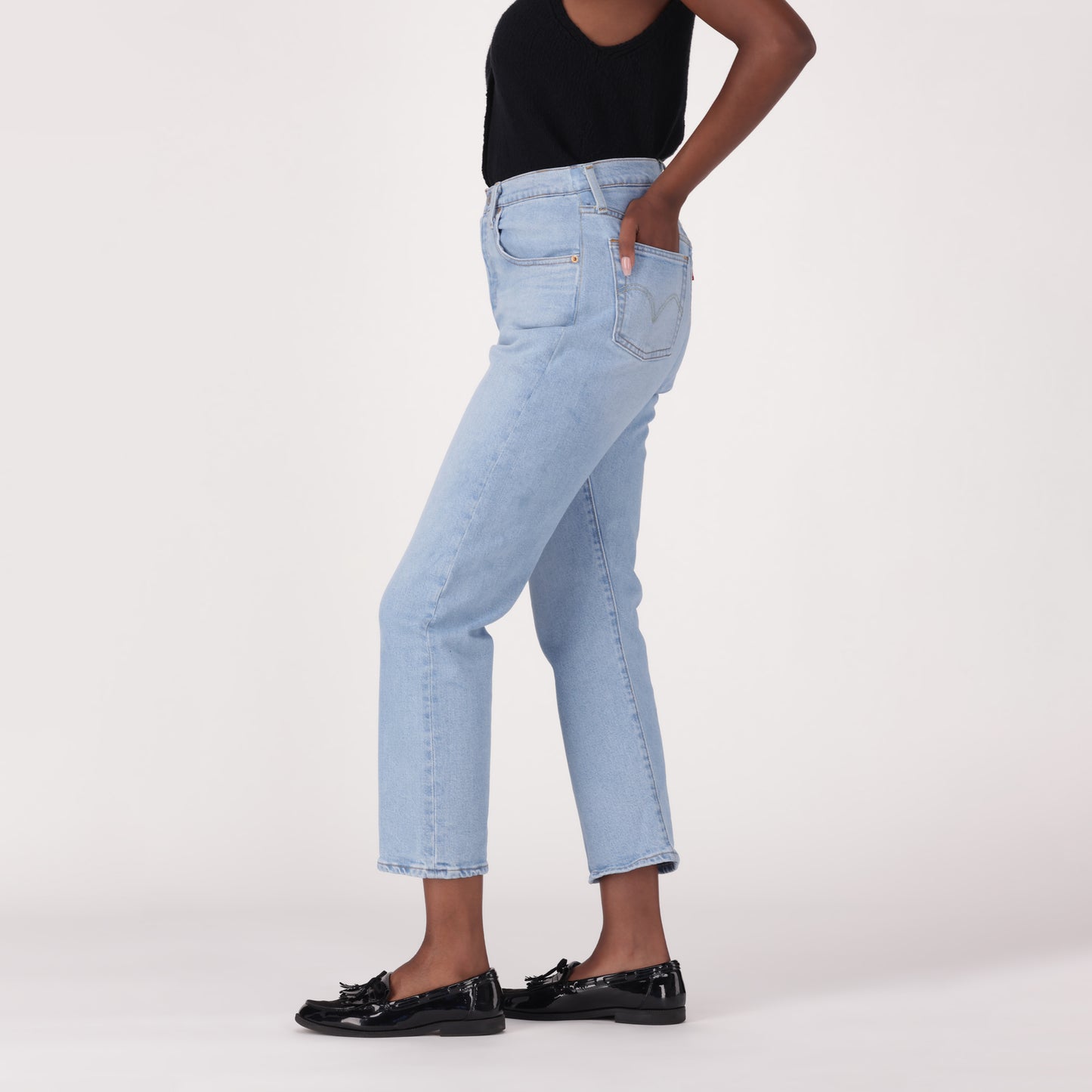 LEVI'S® WOMEN'S 501® ORIGINAL CROPPED JEANS - MED INDIGO - WORN IN