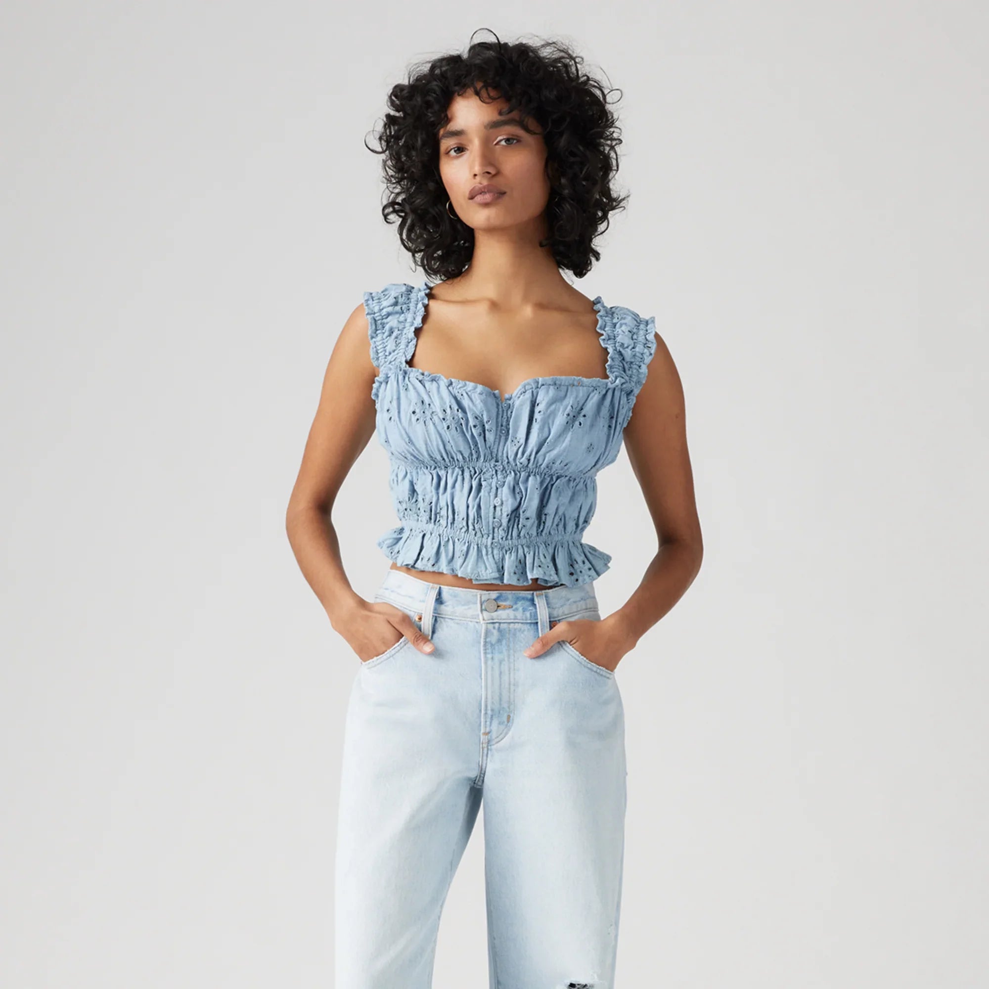 LEVI'S® WOMEN'S AMAYA BLOUSE - MED INDIGO - FLAT FINISH