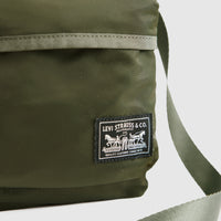 LEVI'S® MEN'S MISSION BAY CROSSBODY POUCH - GREEN