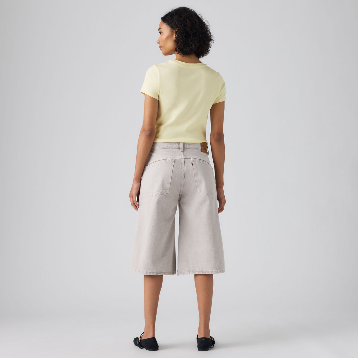 LEVI'S® WOMEN'S SUPER BAGGY JORTS - GREY