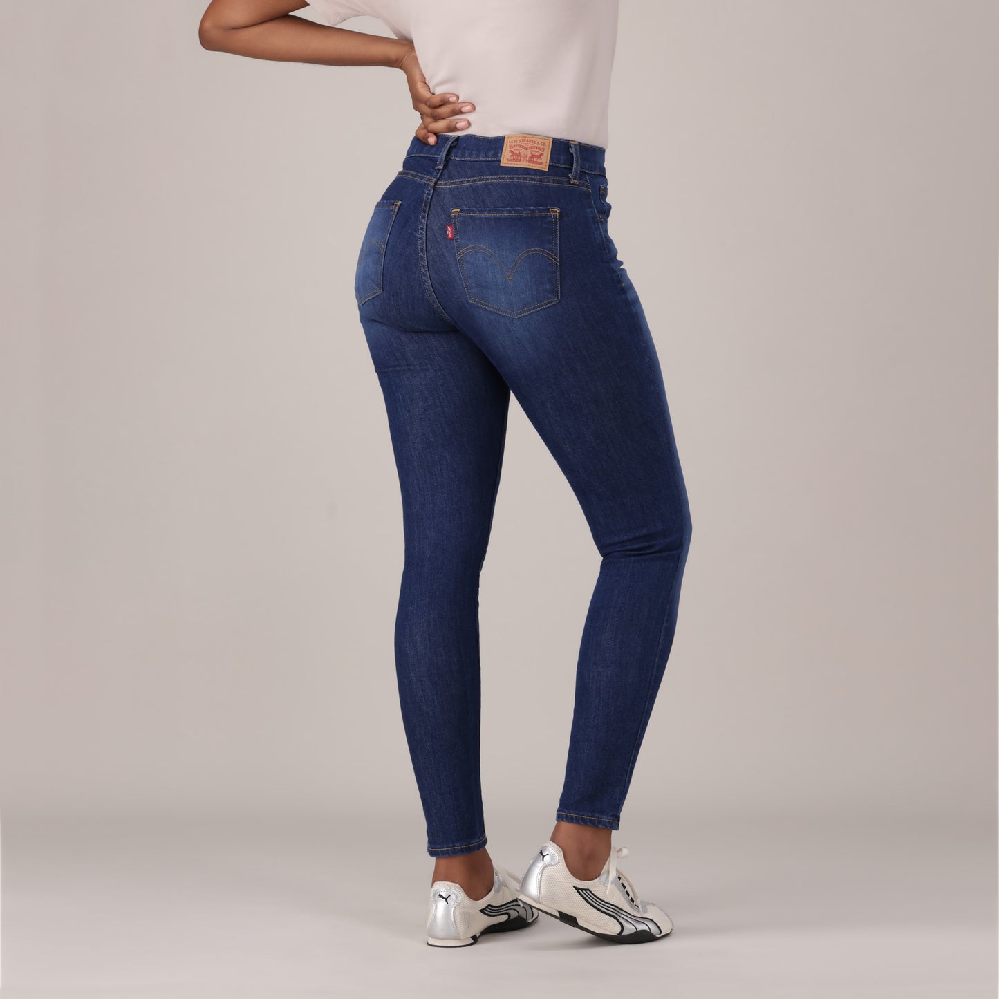 LEVI'S® WOMEN'S CURVY SKINNY  - DARK INDIGO  WORN IN