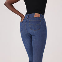 LEVI'S® WOMEN'S CURVY SUPER SKINNY - DARK WASH