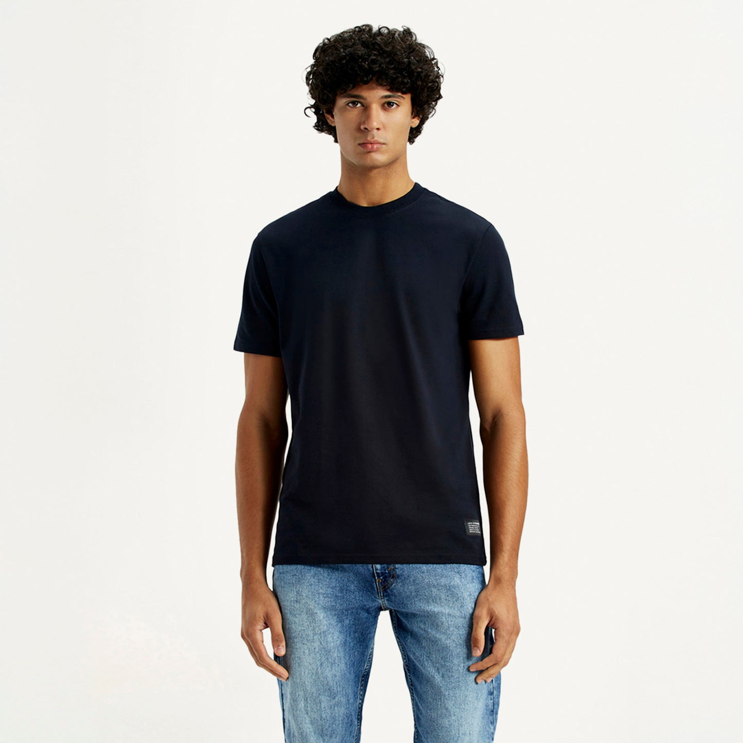 Levi's® Men's Solid Slim Fit T-shirt