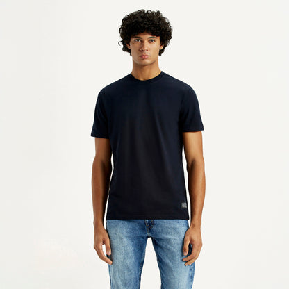 Levi's® Men's Solid Slim Fit T-shirt