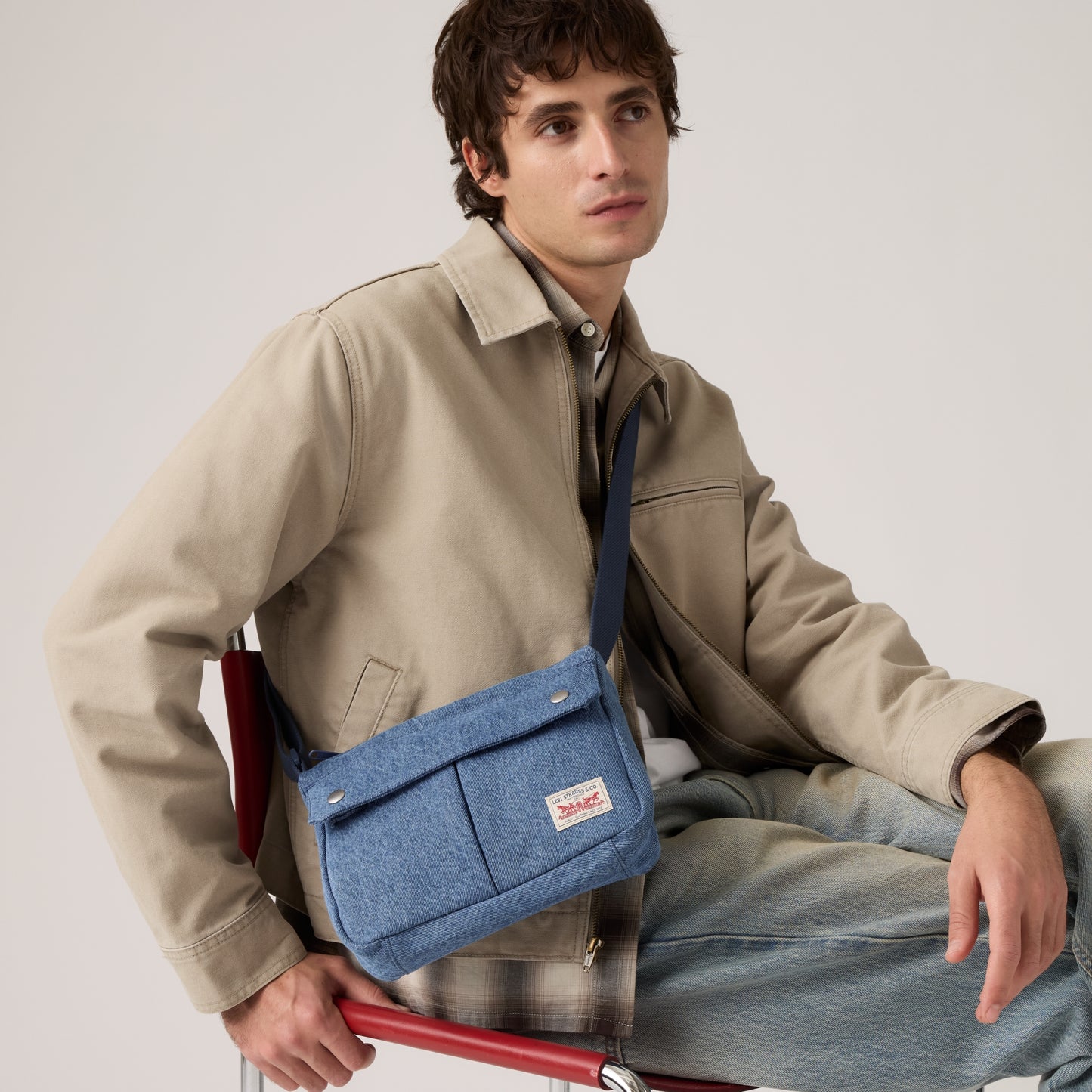 LEVI'S® MEN'S JUDAH SLING BAG - BLUE