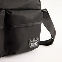 LEVI'S® MEN'S MISSION BAY CROSSBODY - BLACK