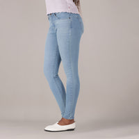 Levi's® Women's Curvy Super Skinny - Light Indigo - Worn In