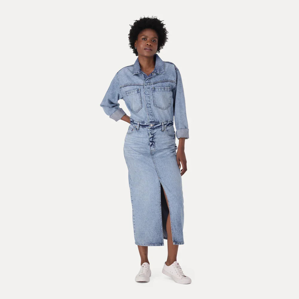 LEVI'S® WOMEN'S DENIM MIDI SHIRT DRESS - MED INDIGO