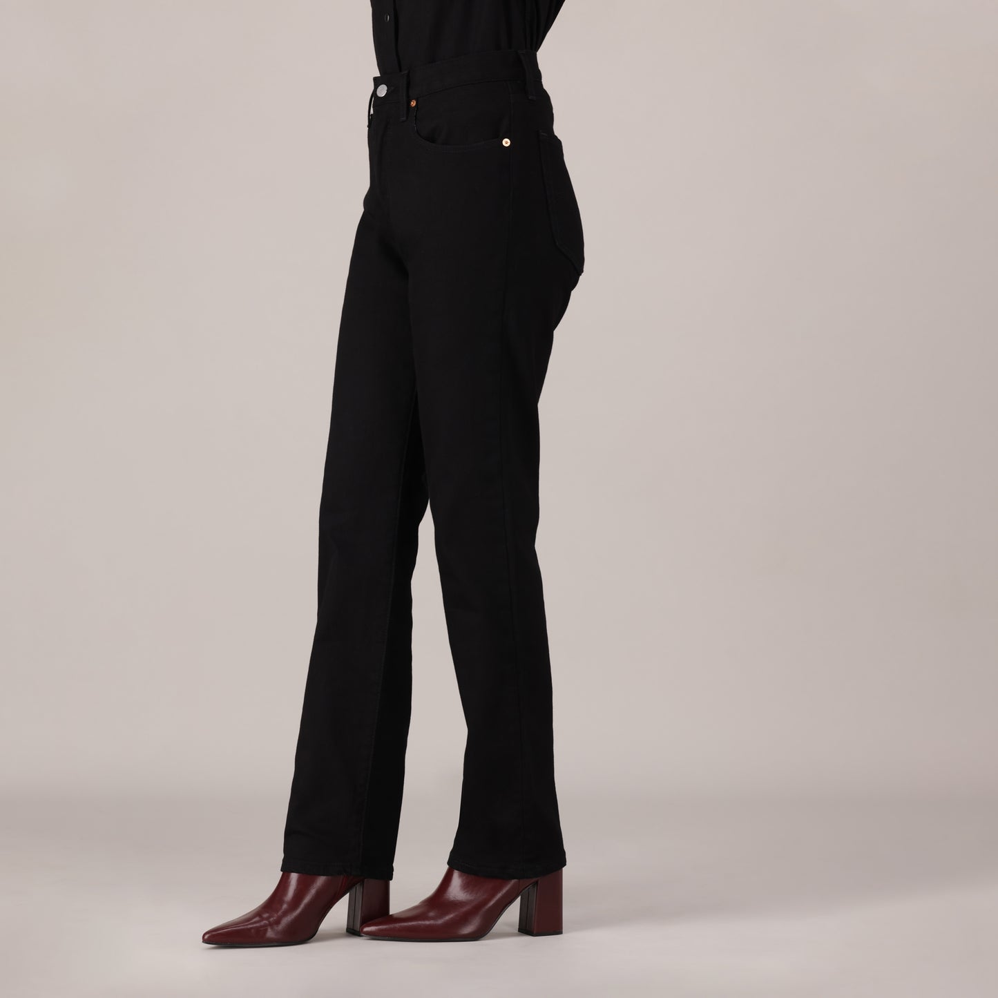 LEVI'S® WOMEN'S 501® ORIGINAL JEANS - MED INDIGO - WORN IN