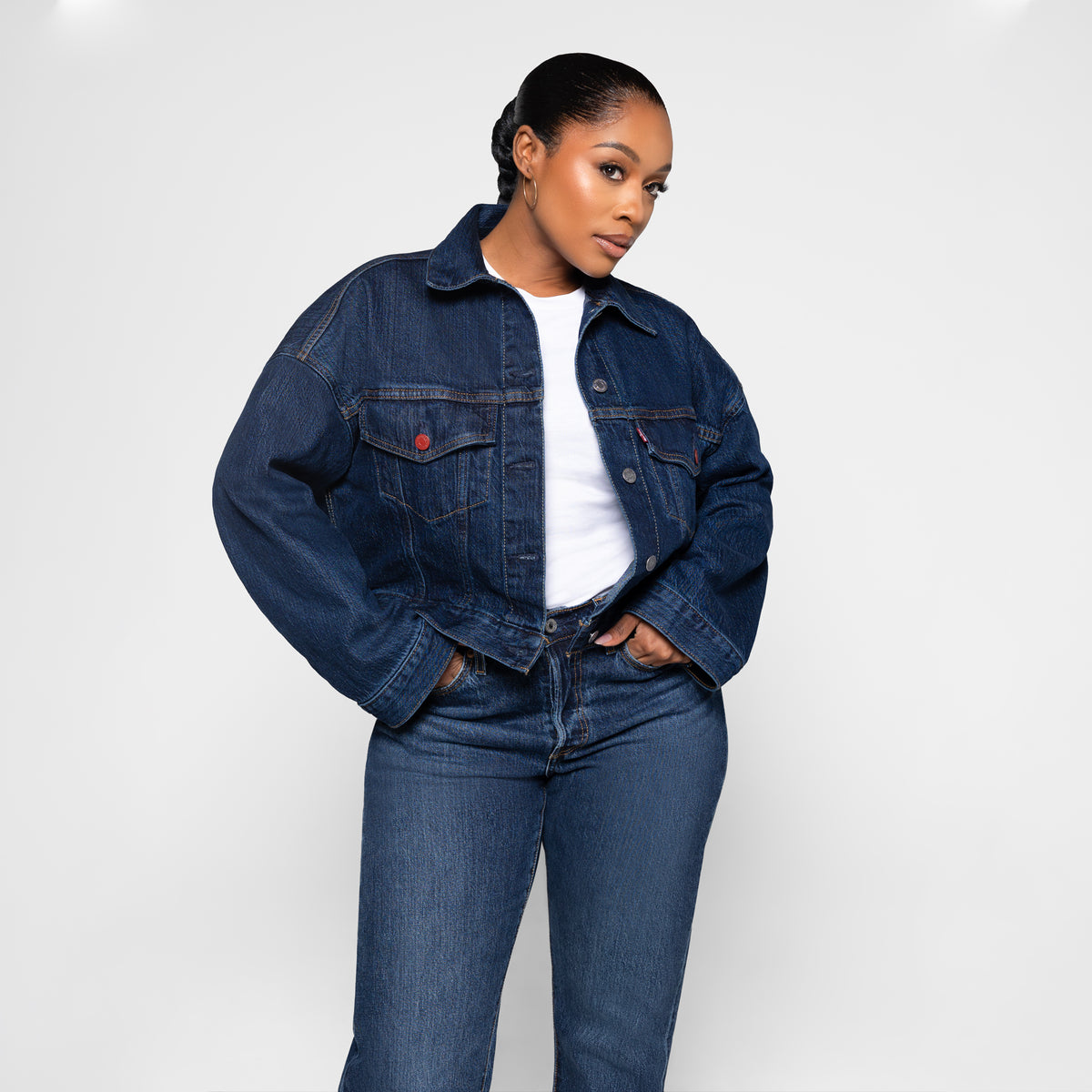 LEVI'S® WOMEN'S LIMITED EDITION LOOSE CROP TRUCKER JACKET - DARK INDIGO - FLAT FINISH