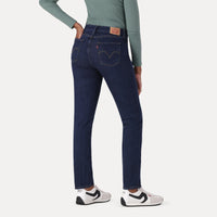 LEVI'S® WOMEN'S CURVY STRAIGHT  - DARK INDIGO - FLAT FINISH