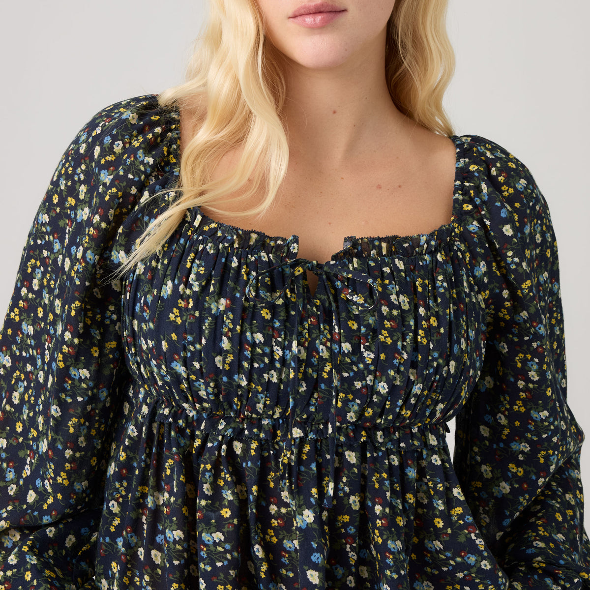 LEVI'S® WOMEN'S ORAYA LONG-SLEEVE BLOUSE - MULTI-COLOR