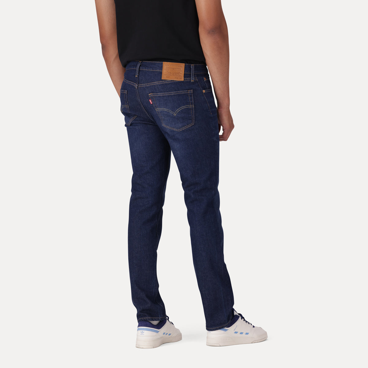 LEVI'S® MEN'S 511™ SLIM JEANS - MEDIUM WASH