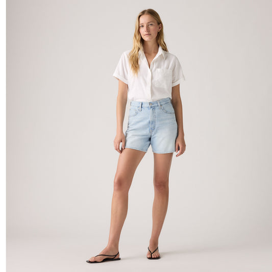 LEVI'S® WOMEN'S CINCH MID-THIGH SHORTS - LIGHT INDIGO - WORN IN