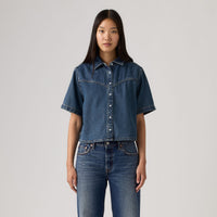 LEVI'S® WOMEN'S LOGAN SHORT-SLEEVE DENIM SHIRT - DARK INDIGO - WORN IN