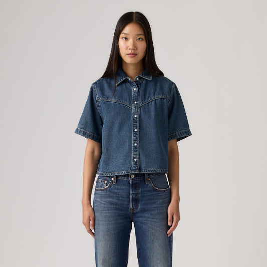 LEVI'S® WOMEN'S LOGAN SHORT-SLEEVE DENIM SHIRT - DARK INDIGO - WORN IN