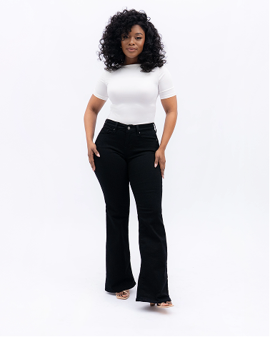 CURVY FLARE